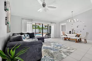 8444 Linden Way, Greenacres, FL 33467 - Photo 4