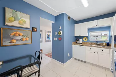 9420 S Hollybrook Lake Drive #109, Pembroke Pines, FL 33025 - Photo 8