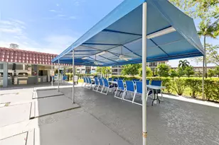 9420 S Hollybrook Lake Dr, Pembroke Pines, FL 33025 - Photo 24