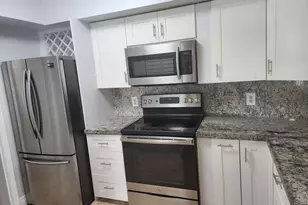2494 Centergate Dr, Miramar, FL 33025 - Photo 10