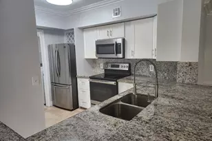 2494 Centergate Dr, Miramar, FL 33025 - Photo 2