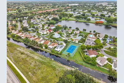 143 W Tara Lakes Dr Drive W, Boynton Beach, FL 33436 - Photo 4