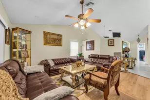 143 W Tara Lakes Dr Dr W, Boynton Beach, FL 33436 - Photo 20