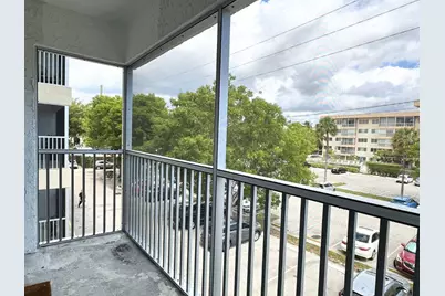 50 SW 3rd Avenue #3020, Boca Raton, FL 33432 - Photo 6