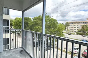 50 SW 3rd Ave, Boca Raton, FL 33432 - Photo 6