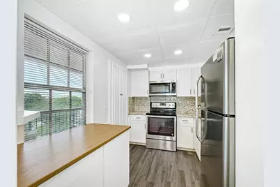 2950 N Palm Aire Drive #506, Pompano Beach, FL 33069 - Photo 4