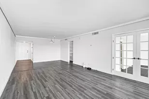 2950 N Palm Aire Dr, Pompano Beach, FL 33069 - Photo 22