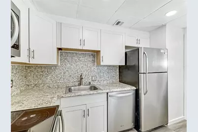 2950 N Palm Aire Drive #506, Pompano Beach, FL 33069 - Photo 6