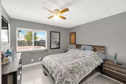 721 SW 79th Avenue, North Lauderdale, FL 33068 - Photo 6