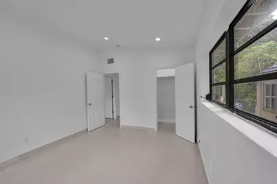 17551 NE 5th Avenue, North Miami Beach, FL 33162 - Photo 28