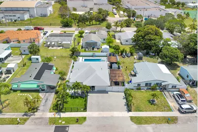 413 SW 15th Avenue, Delray Beach, FL 33444 - Photo 38