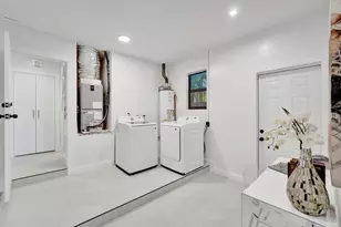 1545 Harrison St, Hollywood, FL 33020 - Photo 16