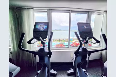 1100 West Avenue #918, Miami Beach, FL 33139 - Photo 10