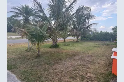 1410 NE 14th Terrace, Cape Coral, FL 33909 - Photo 2