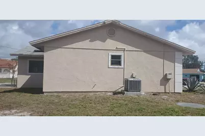 2398 SW Susset Lane, Port Saint Lucie, FL 34953 - Photo 6