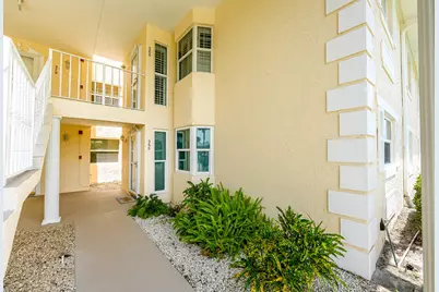 360 Grove Isle Circle, Vero Beach, FL 32962 - Photo 4