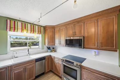 360 Grove Isle Circle, Vero Beach, FL 32962 - Photo 14