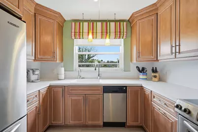 360 Grove Isle Circle, Vero Beach, FL 32962 - Photo 12