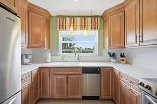360 Grove Isle Circle, Vero Beach, FL 32962 - Photo 12