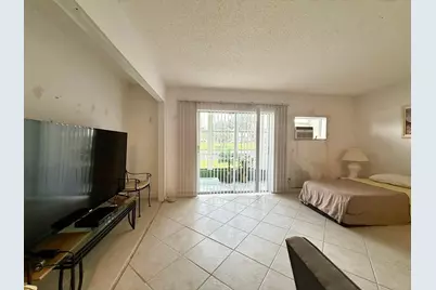 343 Chatham, West Palm Beach, FL 33417 - Photo 6