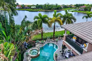 611 Edgebrook Ln, Royal Palm Beach, FL 33411 - Photo 2