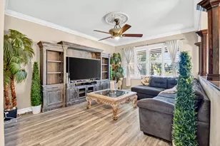 611 Edgebrook Ln, Royal Palm Beach, FL 33411 - Photo 32