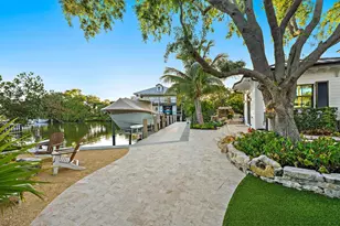 942 Pompano Dr, Jupiter, FL 33458 - Photo 4
