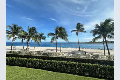 106 Inlet Way, Palm Beach Shores, FL 33404 - Photo 2