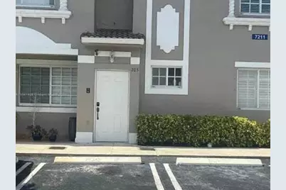 7211 NW 174th Terrace #203, Hialeah, FL 33015 - Photo 2