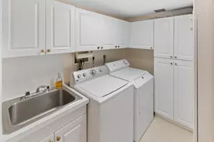 100 Lakeshore Dr, North Palm Beach, FL 33408 - Photo 26