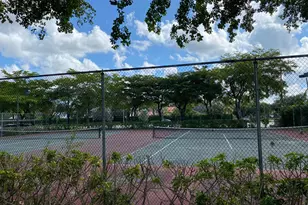 9899 Westview Dr, Coral Springs, FL 33076 - Photo 12