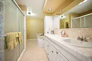 8350 NW 23rd St, Pembroke Pines, FL 33024 - Photo 16