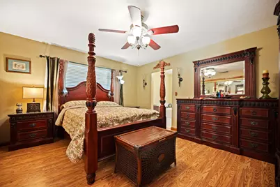 8350 NW 23rd Street, Pembroke Pines, FL 33024 - Photo 14