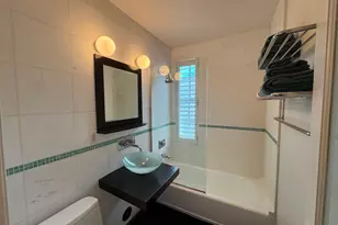 815 Euclid Ave, Miami Beach, FL 33139 - Photo 14