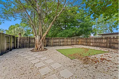 1340 NE 1st Avenue, Fort Lauderdale, FL 33304 - Photo 2