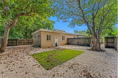 1340 NE 1st Avenue, Fort Lauderdale, FL 33304 - Photo 1