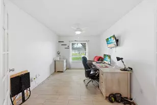 145 Roycourt Circle, Royal Palm Beach, FL 33411 - Photo 18