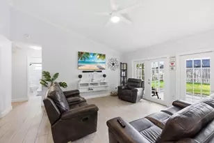 145 Roycourt Circle, Royal Palm Beach, FL 33411 - Photo 4