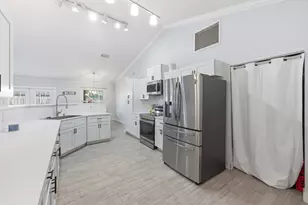 145 Roycourt Circle, Royal Palm Beach, FL 33411 - Photo 14