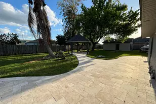 202 SW Crescent Ave, Port Saint Lucie, FL 34984 - Photo 36