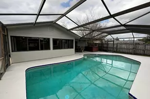 202 SW Crescent Ave, Port Saint Lucie, FL 34984 - Photo 22