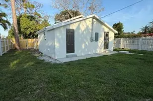 409 Perry Ave, Greenacres, FL 33463 - Photo 18