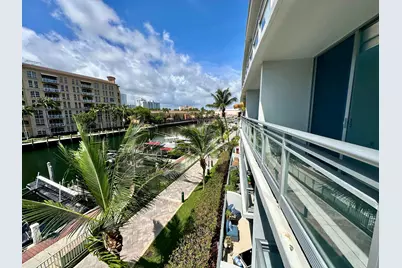 2950 NE 188th Street NE #225, Aventura, FL 33180 - Photo 34
