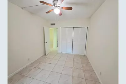 683 NW 13th Street #Apt 27, Boca Raton, FL 33486 - Photo 4