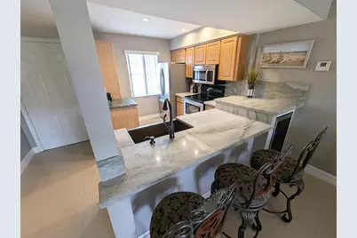 1045 Lake Shore Drive #202, Lake Park, FL 33403 - Photo 2