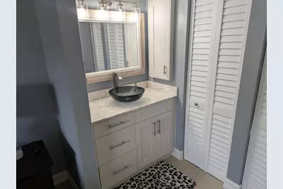 1045 Lake Shore Drive #202, Lake Park, FL 33403 - Photo 14