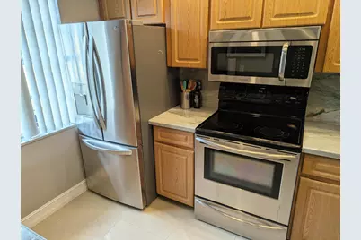 1045 Lake Shore Drive #202, Lake Park, FL 33403 - Photo 4