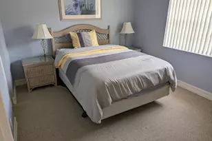 1045 Lake Shore Dr, Lake Park, FL 33403 - Photo 14