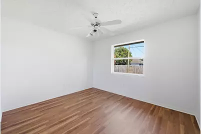 1371 SE Airoso Boulevard, Port Saint Lucie, FL 34983 - Photo 12
