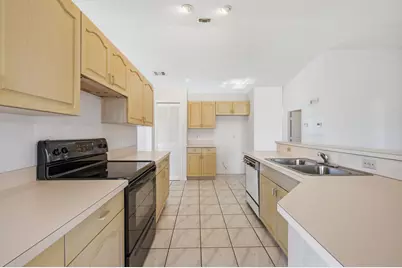 1371 SE Airoso Boulevard, Port Saint Lucie, FL 34983 - Photo 16